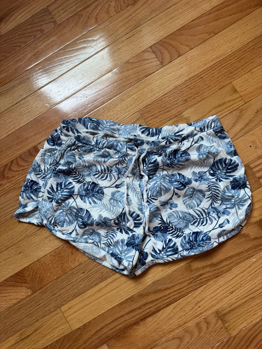 Hurley White and Blue Tropical Leaf Women's Shorts